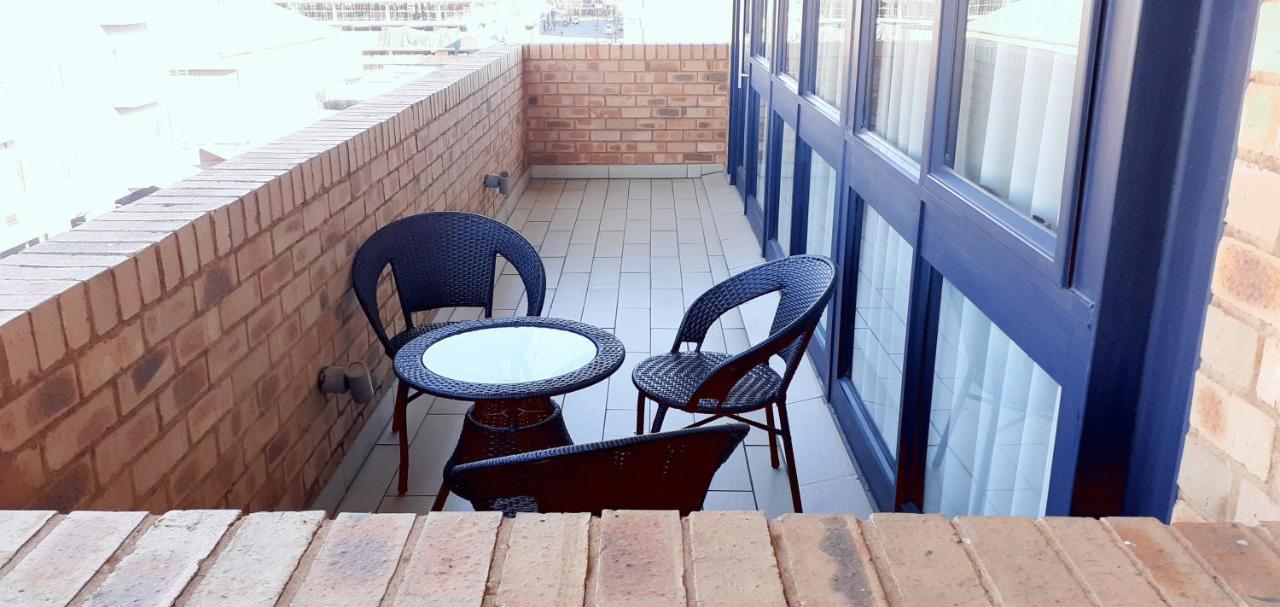Alcazaba Hotel Johannesburg Exteriör bild