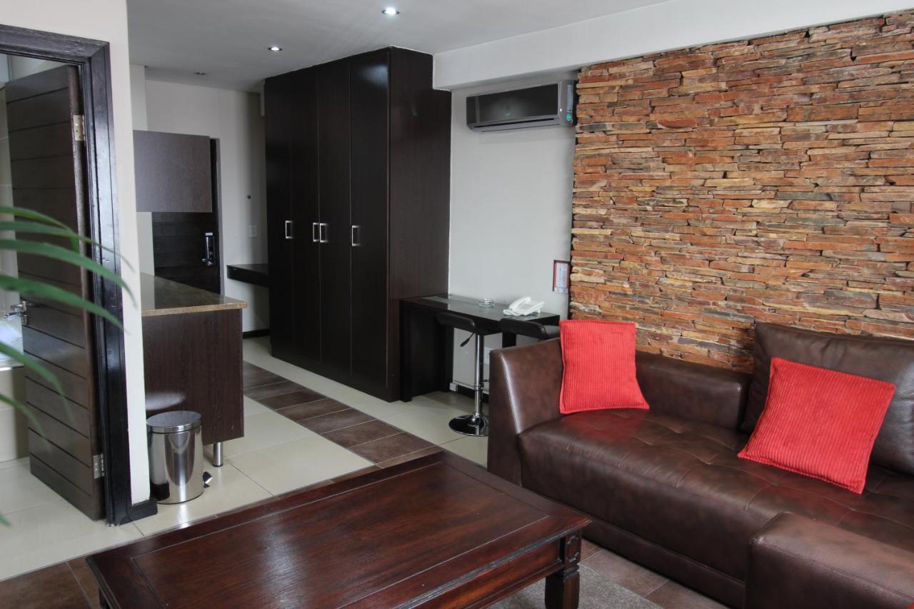 Alcazaba Hotel Johannesburg Exteriör bild